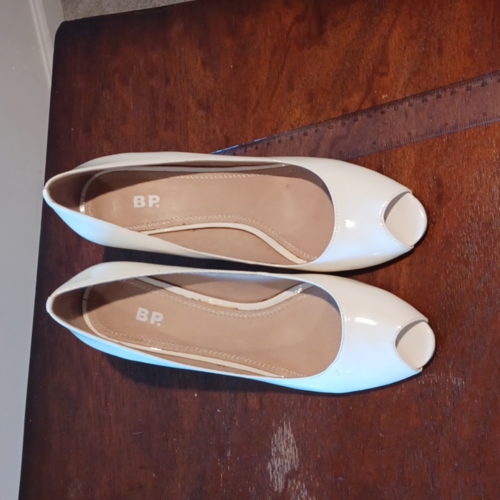 BP brand womens Peekabo toe Heels